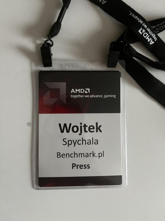 amd-badge.jpg